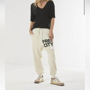Freecity - Sunfades Pocket Sweatpants in Bones NWOT